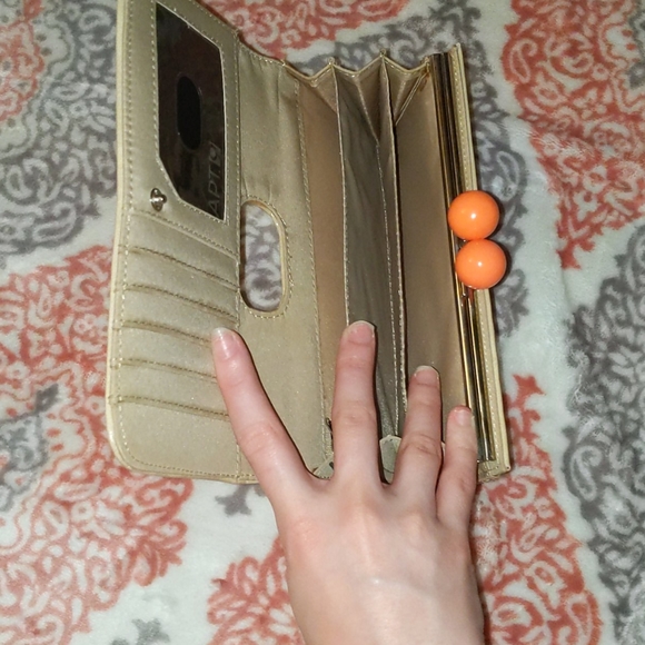 Wallet - Picture 6 of 7